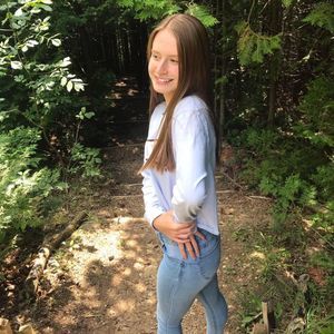 Meet your Posher, Kayla